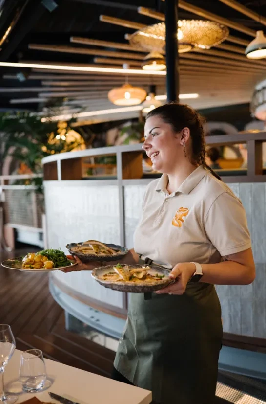 Service à table à La Table d’Ephelia